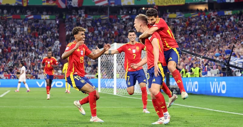 Biệt Danh Bò Tót Trong Bóng Đá Là Ai? Nguồn Gốc Từ Đâu? 2 Biệt danh Bò tót trong bóng đá là đội nào